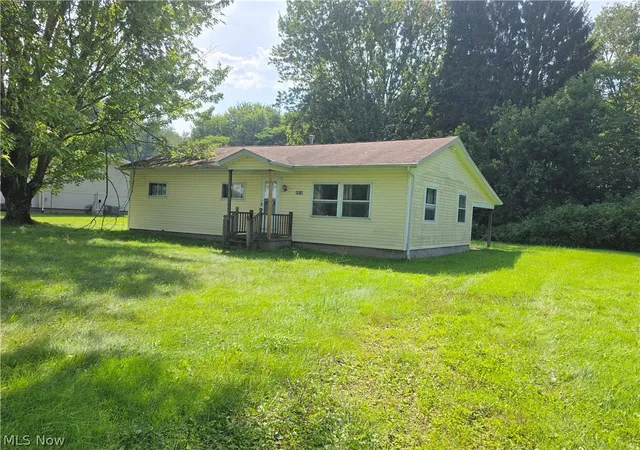 Photo 2 of Sale Pending at 6926 Reed Rd, Conneaut, OH 44030 | MLS# 5241946 | Listing updated on 2026-09-13