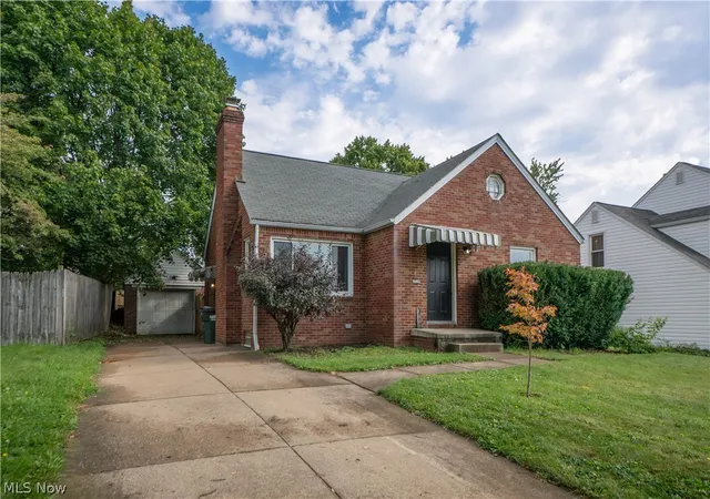 Photo 1 of Single family home for sale at 1209 Spangler Rd Ne, Canton, OH 44714 | MLS# 5242030 | Listing updated on 2026-09-23