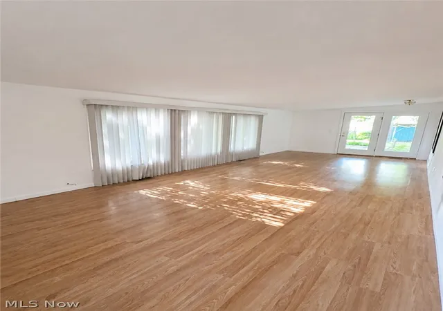 Photo 4 of Single family home for sale at 2008 18th Avenue, Parkersburg, WV 26101 | MLS# 5240510 | Listing updated on 2026-10-01