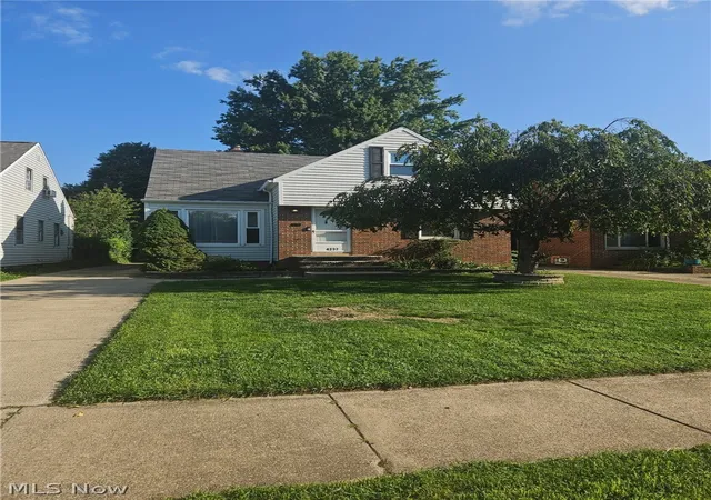 Photo 2 of Single family home for sale at 4237 Stonehaven Rd, Cleveland, OH 44121 | MLS# 5241916 | Listing updated on 2026-09-13