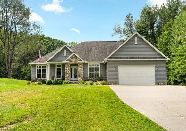 Photo 3 of Sale Pending at 928 Dunning Rd, New Franklin, OH 44614 | MLS# 5242182 | Listing updated on 2026-09-07