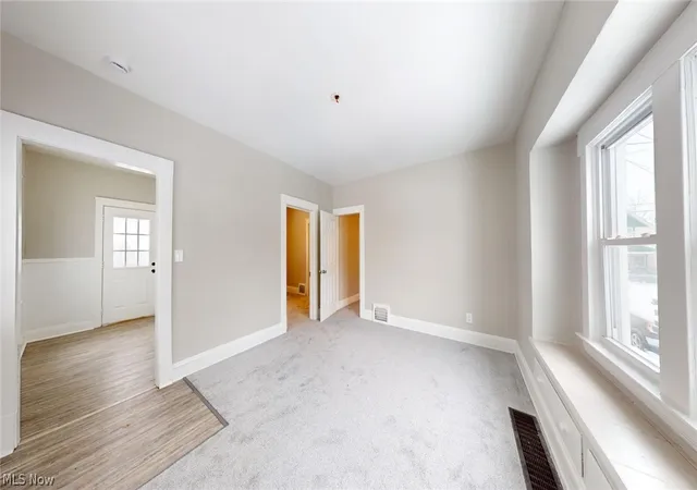 Photo 4 of House for sale at 4500 W 39th Street, Cleveland, OH 44109 | MLS# 5241709 | Listing updated on 2026-09-03