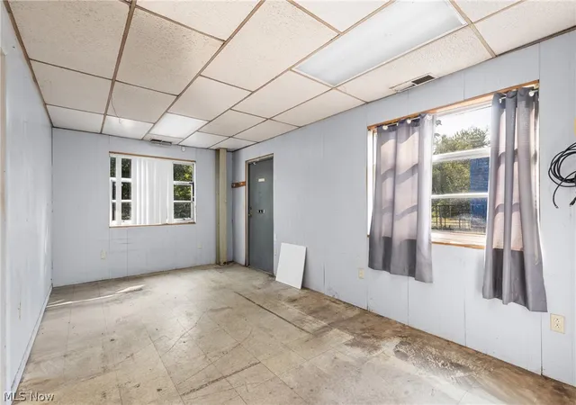 Photo 4 of Single family home for sale at 1702 Wheeling Ave, Glen Dale, WV 26038 | MLS# 5242209 | Listing updated on 2026-09-03