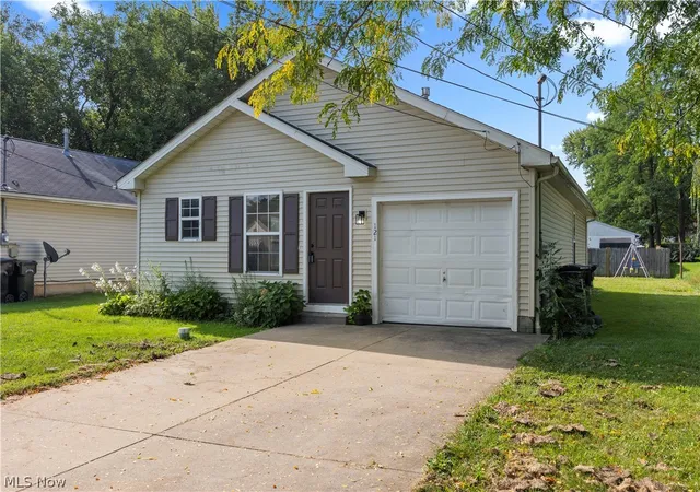 Photo 2 of Sale Pending at 121 Parmely Ave, Elyria, OH 44035 | MLS# 5242048 | Listing updated on 2026-09-07