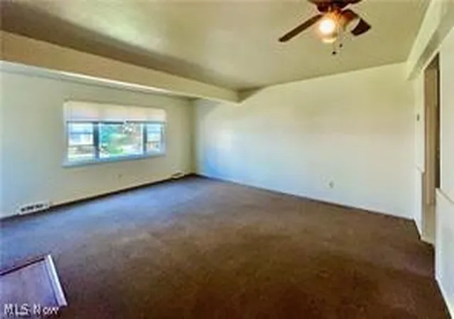 Listing Photo 4 - Condo for sale in building located at 762 Mentor Ave, Painesville, OH 44077 - Unit #54
