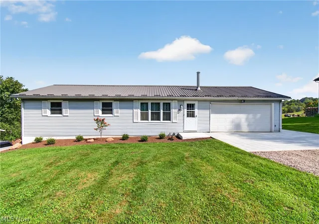 Single family home for sale at 3865 Seeman St SW, East Sparta, OH 44626 | MLS# 5241871