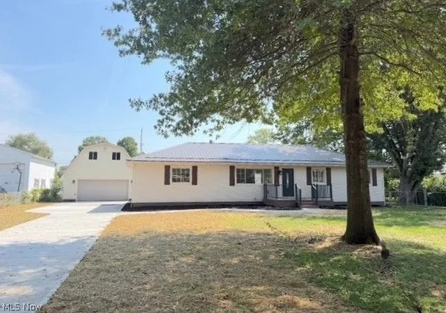 Photo 1 of Single family home for sale at 11349 East Ave Ne, Sandyville, OH 44671 | MLS# 5242034 | Listing updated on 2026-09-19