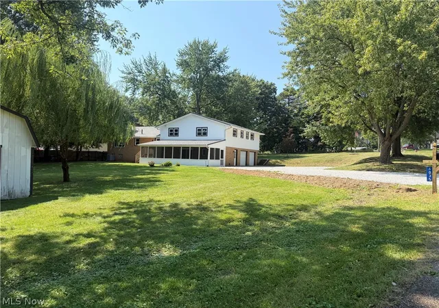 Photo 3 of Sale Pending at 6035 Richville Dr Sw, Navarre, OH 44662 | MLS# 5241951 | Listing updated on 2026-10-07