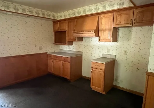 Photo 3 of Sale Pending at 1921 Cover Dr, Youngstown, OH 44514 | MLS# 5240349 | Listing updated on 2026-10-05