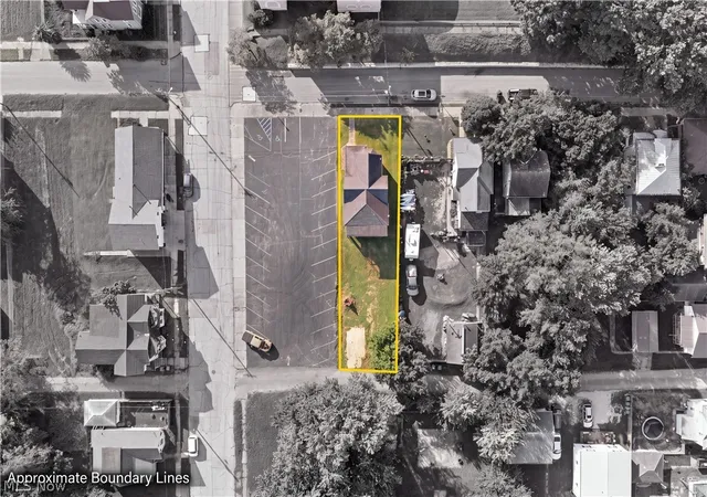 Photo 2 of Single family home for sale at 1104 Williams St, Parkersburg, WV 26101 | MLS# 5242270 | Listing updated on 2026-09-08