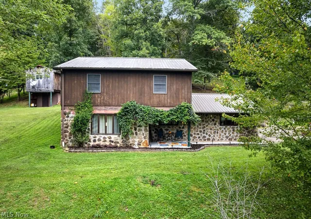 Photo 4 of Single family home for sale at WV | 10897 Indian Crk Rd,WV 26339 | MLS# 5241945 | Listing updated on 2026-09-17