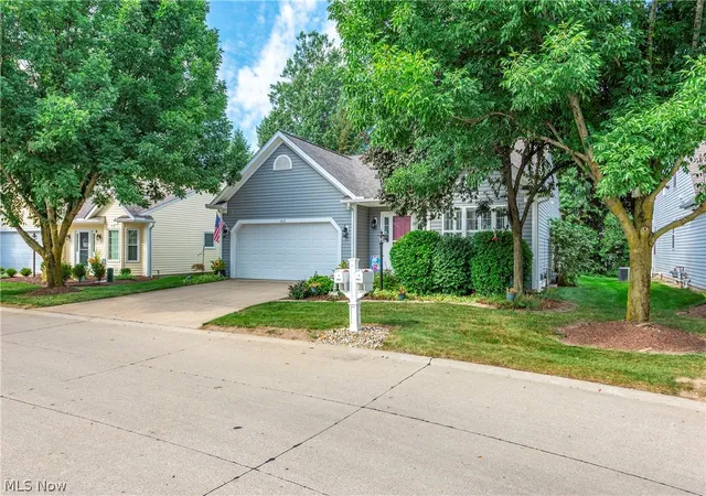 Photo 1 of Sale Pending at 1412 Ledgewood Ln, Avon, OH 44011 | MLS# 5242204 | Listing updated on 2026-09-14