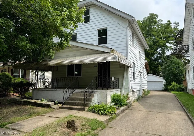 Photo 1 of Single family home for sale at 801 Storer Ave, Akron, OH 44320 | MLS# 5241941 | Listing updated on 2026-09-14