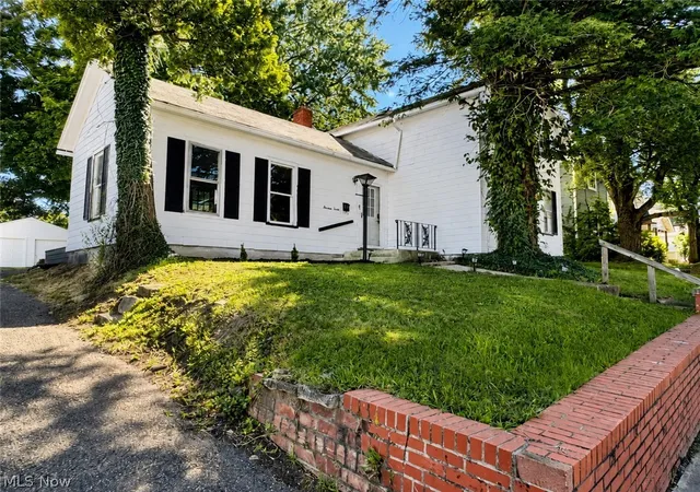 Photo 1 of Single family home for sale at 1312 Wooster Rd W, Barberton, OH 44203 | MLS# 5241995 | Listing updated on 2026-09-03