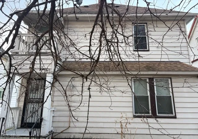 Photo 3 of Sale Pending at 521 E 112th Street, Cleveland, OH 44108 | MLS# 5242295 | Listing updated on 2026-09-11