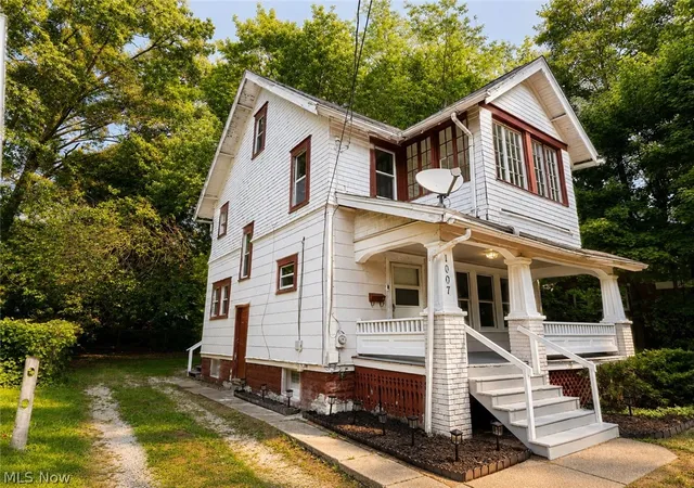 Photo 1 of Single family home for sale at 1007 Delia Ave, Akron, OH 44320 | MLS# 5242005 | Listing updated on 2026-09-03