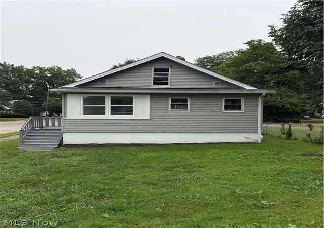 Photo 2 of Single family home for sale at 1054 Winton Ave, Akron, OH 44320 | MLS# 5231183 | Listing updated on 2026-09-03