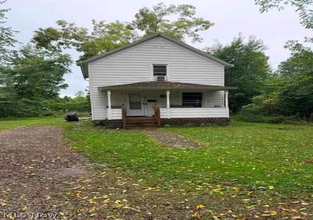 Photo 1 of Single family home for sale at 520 Parks Ave, Barberton, OH 44203 | MLS# 5242077 | Listing updated on 2026-09-13