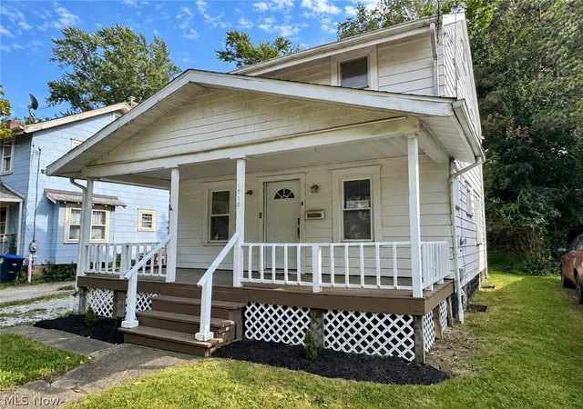 Photo 2 of Single family home for sale at 1318 Arnold Ave, Akron, OH 44305 | MLS# 5242023 | Listing updated on 2026-09-03