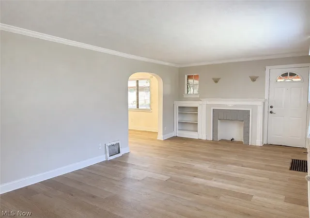 Photo 3 of Single family home for sale at 1352 Diagonal Rd, Akron, OH 44320 | MLS# 5242284 | Listing updated on 2026-09-14