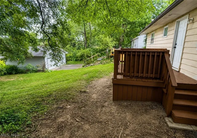 Photo 3 of Single family home for sale at 1273 Barcelona Dr, Akron, OH 44313 | MLS# 5242274 | Listing updated on 2026-09-19