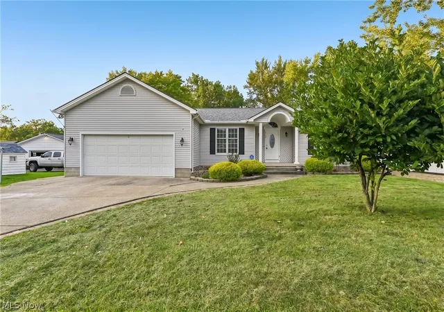 Single family home for sale at 2145 Overland Ave NE, Warren, OH 44483 | MLS# 5240861