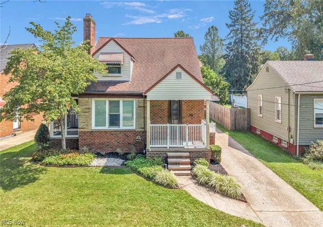 Photo 4 of Sale Pending at 4051 Riveredge Rd, Cleveland, OH 44111 | MLS# 5241777 | Listing updated on 2026-09-10