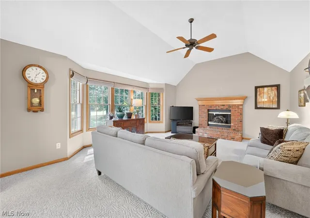 Photo 4 of Sale Pending at 32079 Country Clb Dr, Avon Lake, OH 44012 | MLS# 5239225 | Listing updated on 2026-09-08