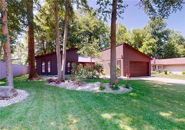 Photo 1 of Sale Pending at 5726 Rock Point Cir, North Ridgeville, OH 44039 | MLS# 5242335 | Listing updated on 2026-10-05