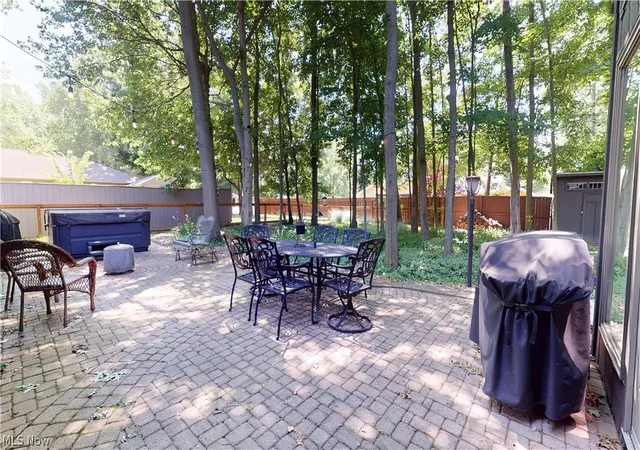 Photo 3 of Sale Pending at 5726 Rock Point Cir, North Ridgeville, OH 44039 | MLS# 5242335 | Listing updated on 2026-10-05