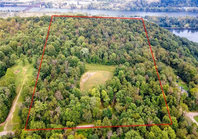Photo 1 of Land for sale at 913 Jewett Rd, Steubenville, OH 43952 | MLS# 5241982 | Listing updated on 2026-09-05