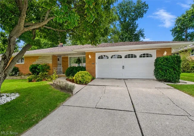 Photo 1 of Single family home for sale at 1634 Parkview Dr, Seven Hills, OH 44131 | MLS# 5242348 | Listing updated on 2026-10-04