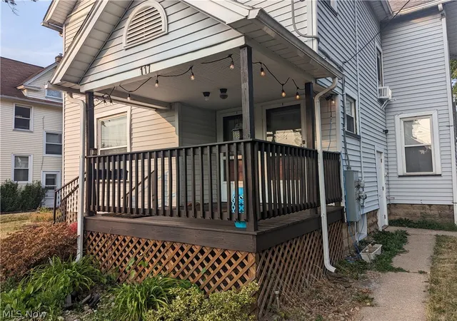 Photo 2 of Multi family home for sale at 117 Gilbert Ave, Niles, OH 44446 | MLS# 5241583 | Listing updated on 2026-10-02