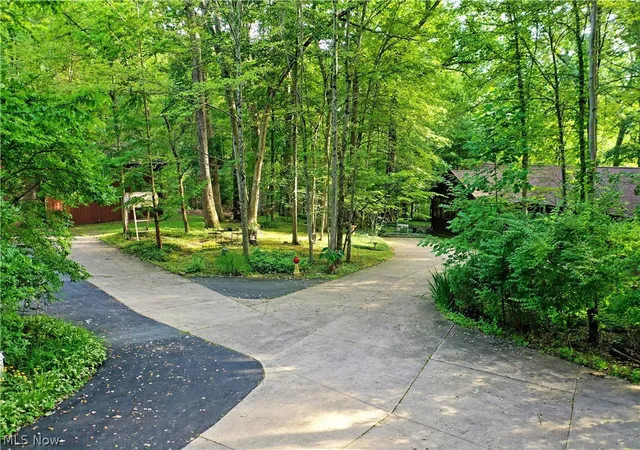 Photo 3 of Sale Pending at 5007 State Route 14, Ravenna, OH 44266 | MLS# 5241428 | Listing updated on 2026-09-10