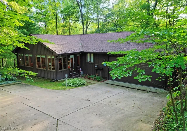 Photo 4 of Sale Pending at 5007 State Route 14, Ravenna, OH 44266 | MLS# 5241428 | Listing updated on 2026-09-10