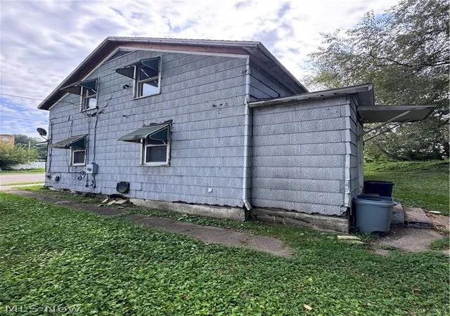 Photo 2 of Single family home for sale at 8574 N High St, Mineral City, OH 44656 | MLS# 5242342 | Listing updated on 2026-09-25
