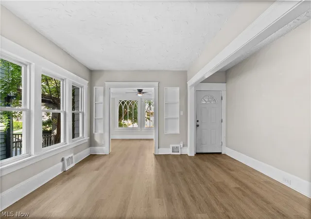 Photo 2 of House for sale at 1350 Thoreau Rd, Lakewood, OH 44107 | MLS# 5242114 | Listing updated on 2026-09-11