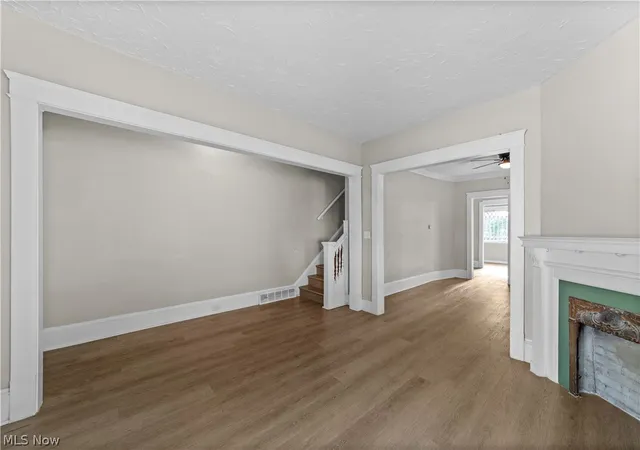 Photo 3 of House for sale at 1350 Thoreau Rd, Lakewood, OH 44107 | MLS# 5242114 | Listing updated on 2026-09-11