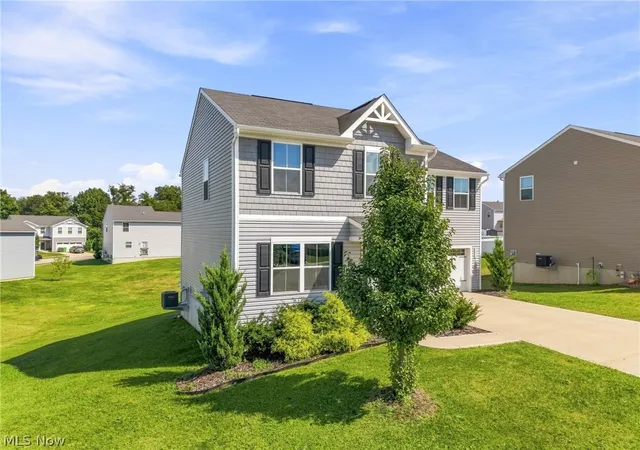 Photo 2 of Sale Pending at 5215 Witner St, Barberton, OH 44203 | MLS# 5242326 | Listing updated on 2026-09-09