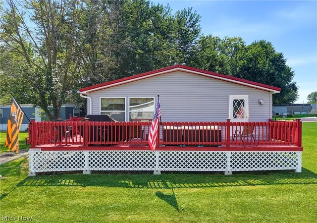 Photo 2 of Single family home for sale at 112 Evergreen Ln #112, Apple Creek, OH 44606 | MLS# 5242396 | Listing updated on 2026-09-09