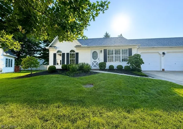 Photo 3 of Condo for sale at 335 Chesapeake Cvs, Painesville, OH 44077 | MLS# 5241305 | Listing updated on 2026-09-08