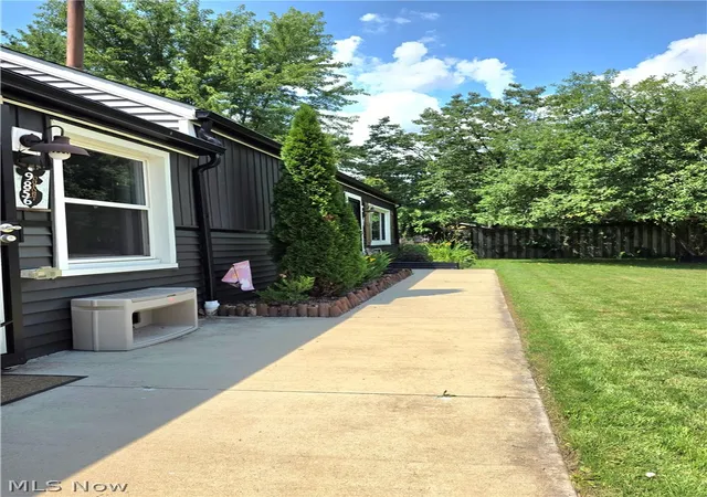 Photo 3 of Sale Pending at 9856 Dupont Dr, Columbia Station, OH 44028 | MLS# 5242070 | Listing updated on 2026-09-26
