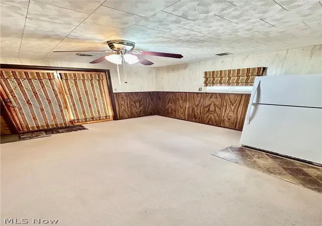 Photo 3 of Single family home for sale at 198 Courtland Blvd, Eastlake, OH 44095 | MLS# 5242240 | Listing updated on 2026-09-10