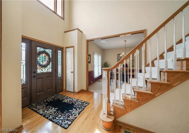 Photo 3 of Sale Pending at 159 Kingston Dr, Aurora, OH 44202 | MLS# 5241134 | Listing updated on 2026-09-20