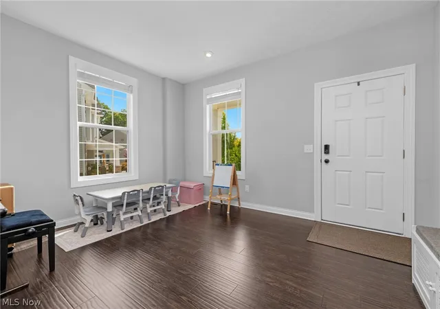 Photo 3 of Single family home for sale at 978 Hawkin Ln, Aurora, OH 44202 | MLS# 5233986 | Listing updated on 2026-09-28