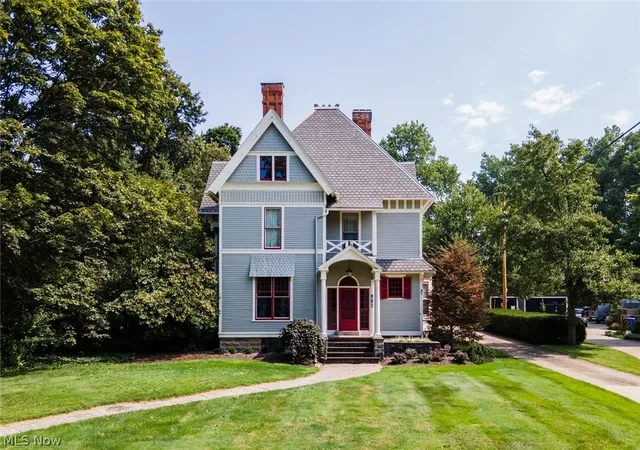 Photo 1 of Single family home for sale at 882 S Lincoln Ave, Salem, OH 44460 | MLS# 5242293 | Listing updated on 2026-09-04