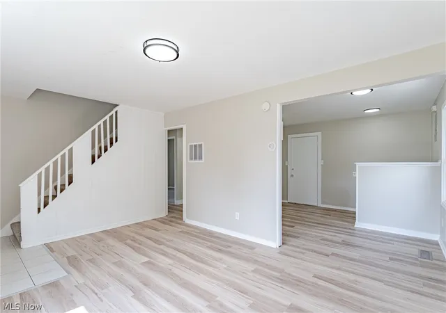 Photo 4 of Single family home for sale at 20211 Longbrook Rd, Cleveland, OH 44128 | MLS# 5242230 | Listing updated on 2026-09-04