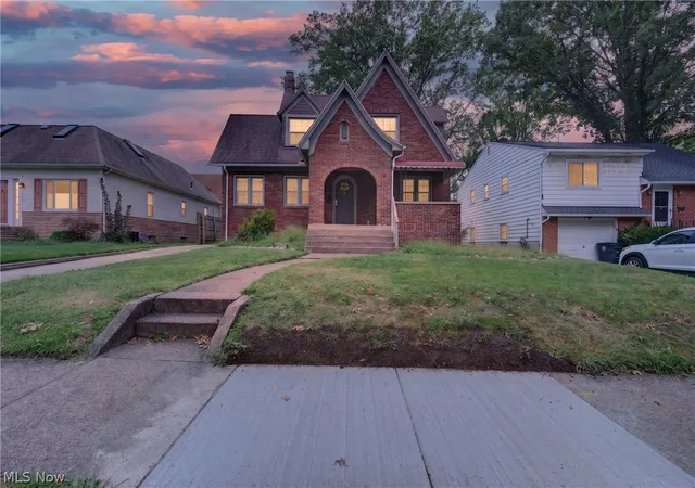 Photo 2 of Single family home for sale at 654 Moreley Ave, Akron, OH 44320 | MLS# 5242296 | Listing updated on 2026-09-06