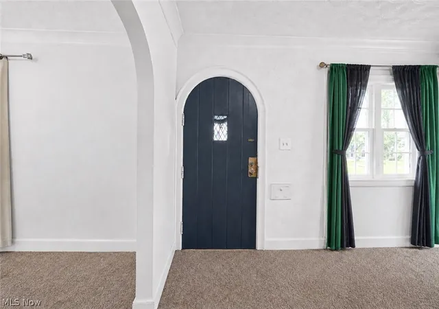 Photo 4 of Single family home for sale at 654 Moreley Ave, Akron, OH 44320 | MLS# 5242296 | Listing updated on 2026-09-06