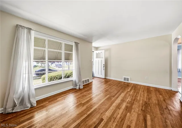 Photo 3 of Single family home for sale at 1613 Temple Ave, Cleveland, OH 44124 | MLS# 5241443 | Listing updated on 2026-09-10